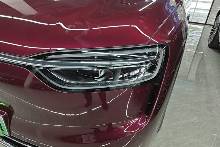 Used Hima AITO M7 2026 Model Range-Extending Ultra All-Wheel Drive 5-Seater Version Left Front Headlight