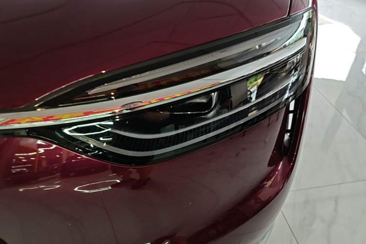 Used Hima AITO M7 2026 Model Range-Extending Ultra All-Wheel Drive 5-Seater Version Left Front Headlight