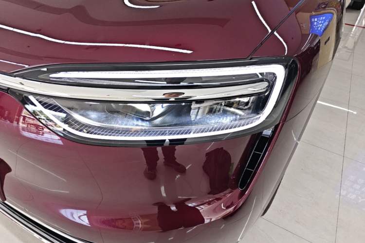 Used Hima AITO M7 2026 Model Range-Extending Ultra All-Wheel Drive 5-Seater Version Left Front Headlight