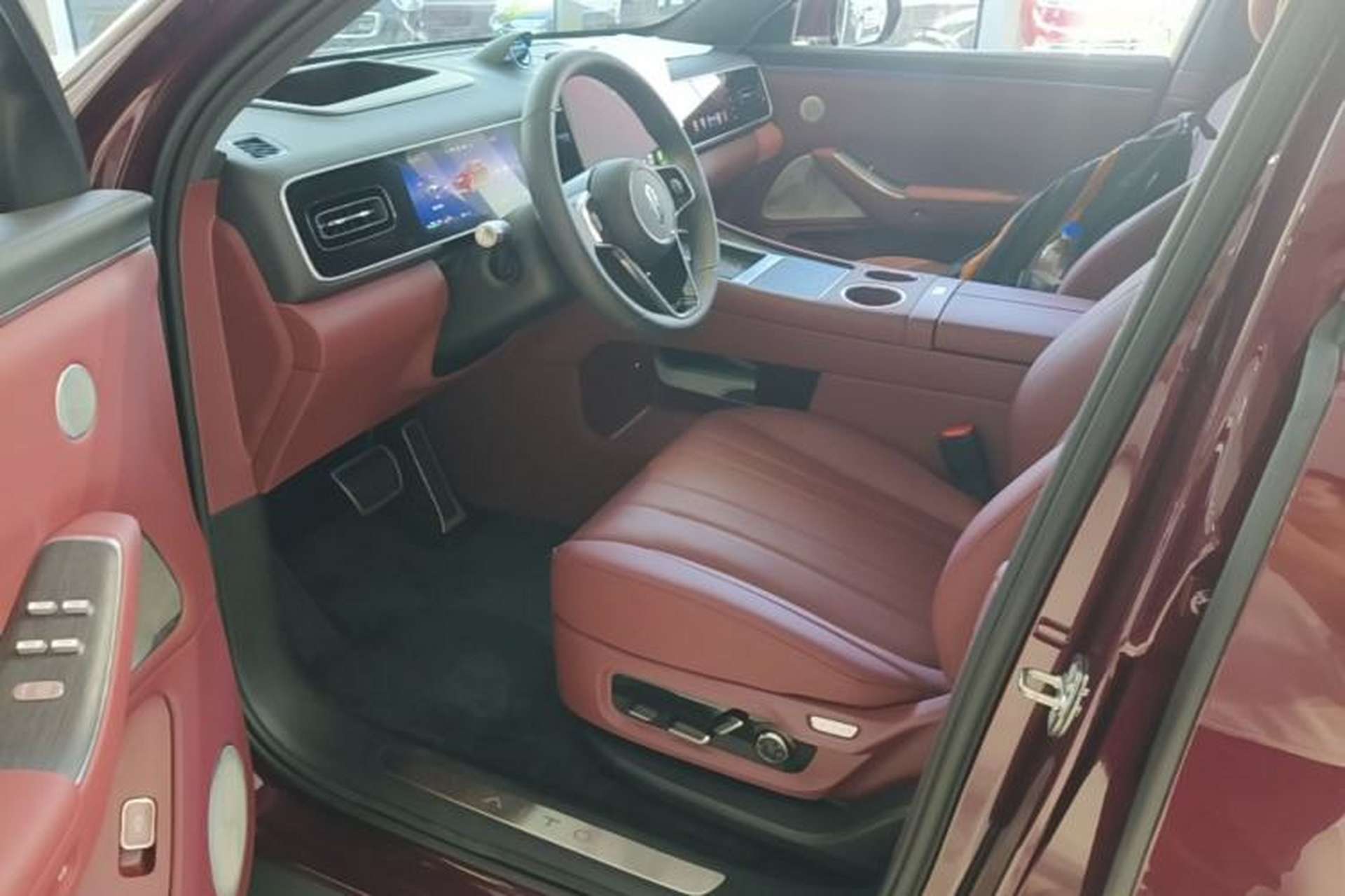Used Hima AITO M7 2026 Model Range-Extending Ultra All-Wheel Drive 5-Seater Version Left Front Seat