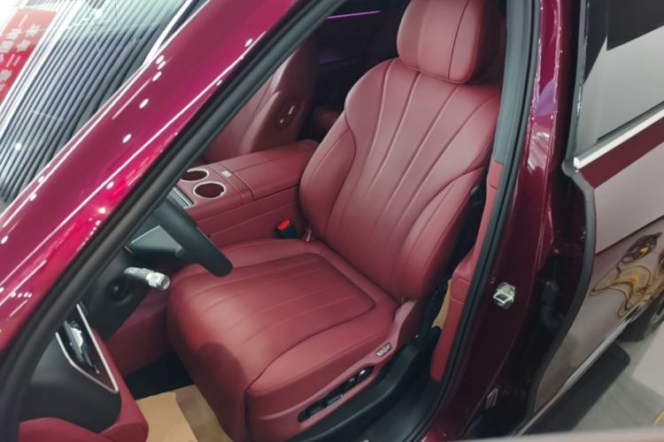 Used Hima AITO M7 2026 Model Range-Extending Ultra All-Wheel Drive 5-Seater Version Left Front Seat
