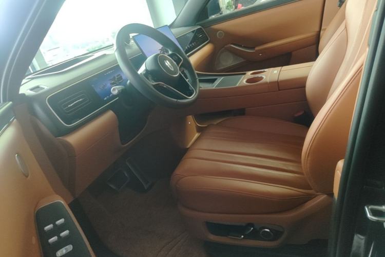 Used Hima AITO M7 2026 Model Range-Extending Max All-Wheel Drive 5-Seater Version Left Front Seat