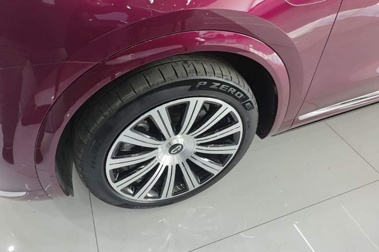 Used Hima AITO M7 2026 Model Range-Extending Ultra All-Wheel Drive 6-Seater Version Left Front Wheel Hub