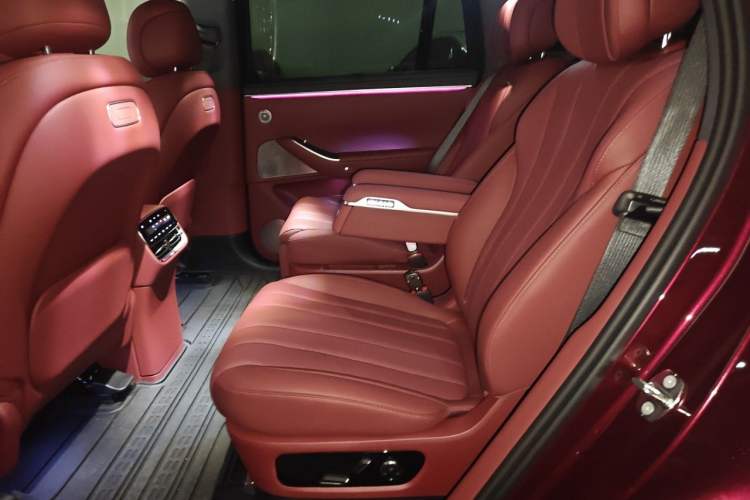 Used Hima AITO M7 2026 Model Range-Extended Max Long-Range Edition, 6-seater (896-line LiDAR) Left Rear Seat