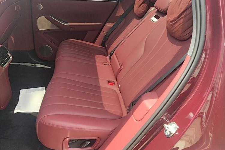 Used Hima AITO M7 2026 Model Range-Extending Ultra All-Wheel Drive 5-Seater Version Left Rear Seat