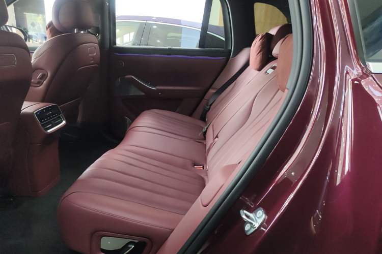 Used Hima AITO M7 2026 Model Range-Extending Ultra All-Wheel Drive 5-Seater Version Left Rear Seat