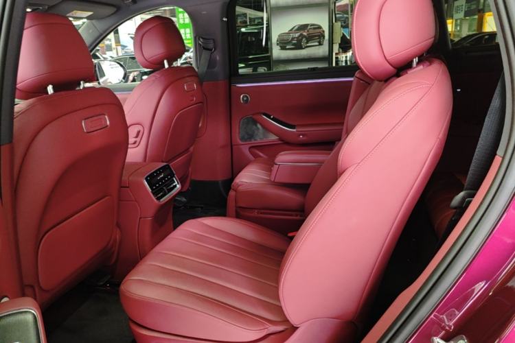 Used Hima AITO M7 2026 Model Range-Extending Ultra All-Wheel Drive 6-Seater Version Left Rear Seat