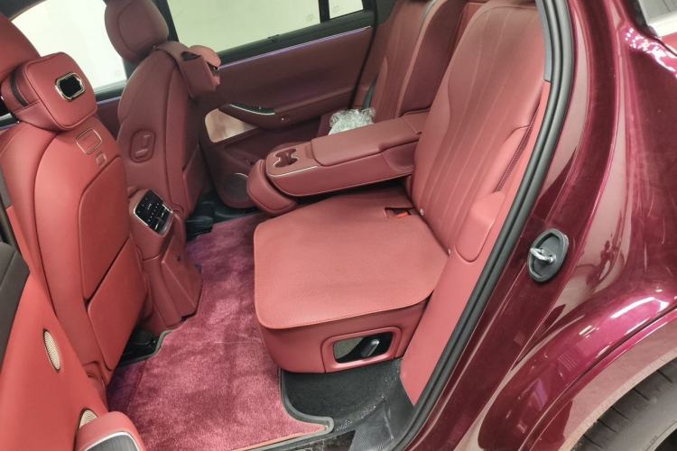 Used Hima AITO M7 2026 Model Range-Extending Ultra All-Wheel Drive 5-Seater Version Left Rear Seat