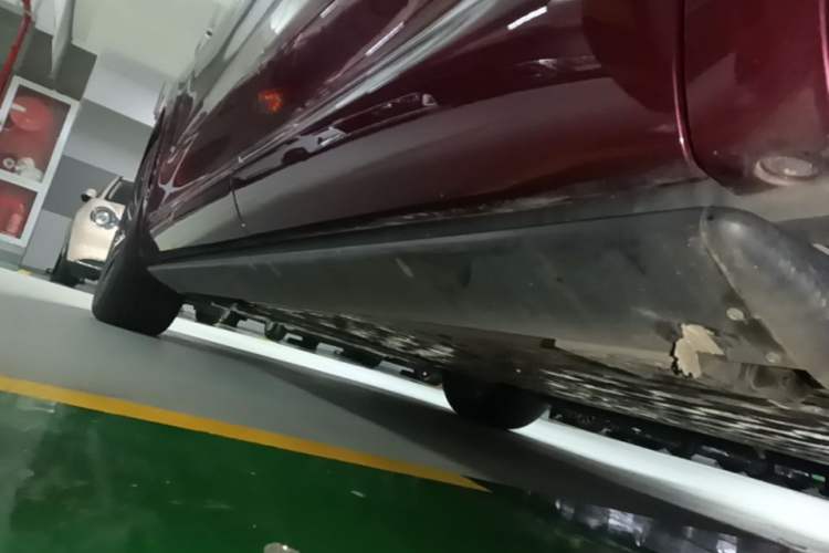 Used Hima AITO M7 2026 Model Pure Electric Max Long Range 5-Seater Version Left Side Sill