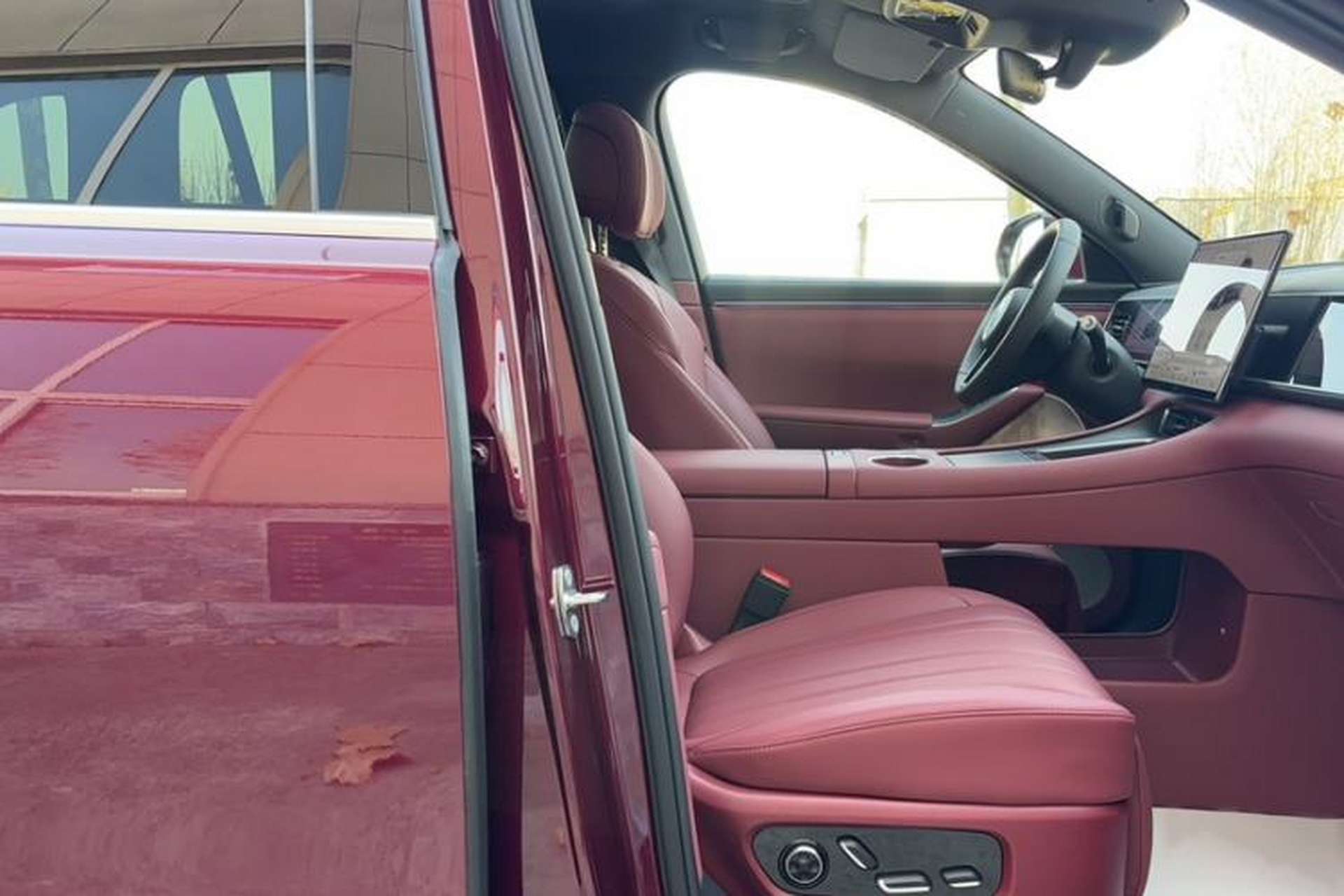 Used Hima AITO M7 2026 Model Range-Extending Ultra All-Wheel Drive 5-Seater Version Right Front Seat