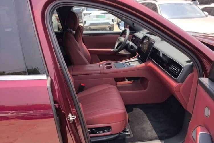 Used Hima AITO M7 2026 Model Range-Extending Ultra All-Wheel Drive 5-Seater Version Right Front Seat