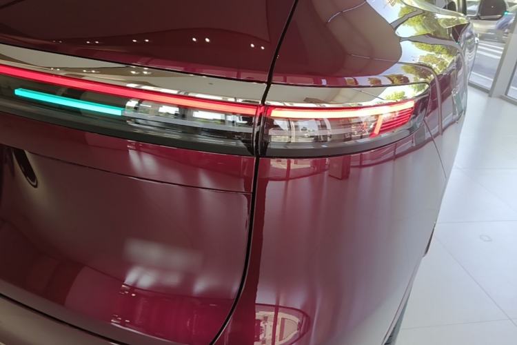 Used Hima AITO M7 2026 Model Range-Extending Ultra All-Wheel Drive 5-Seater Version Right Rear Taillight