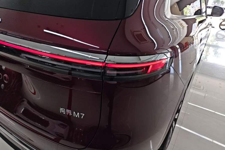Used Hima AITO M7 2026 Model Range-Extending Ultra All-Wheel Drive 5-Seater Version Right Rear Taillight