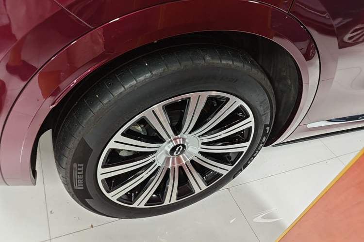Used Hima AITO M7 2026 Model Range-Extending Ultra All-Wheel Drive 6-Seater Version Right Rear Wheel Hub
