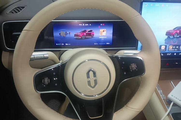 Used Hima AITO M7 2026 Model Pure Electric Max Long Range 5-Seater Version Steering Wheel