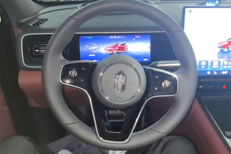 Used Hima AITO M7 2026 Model Pure Electric Ultra All-Wheel Drive 5-Seater Version Steering Wheel