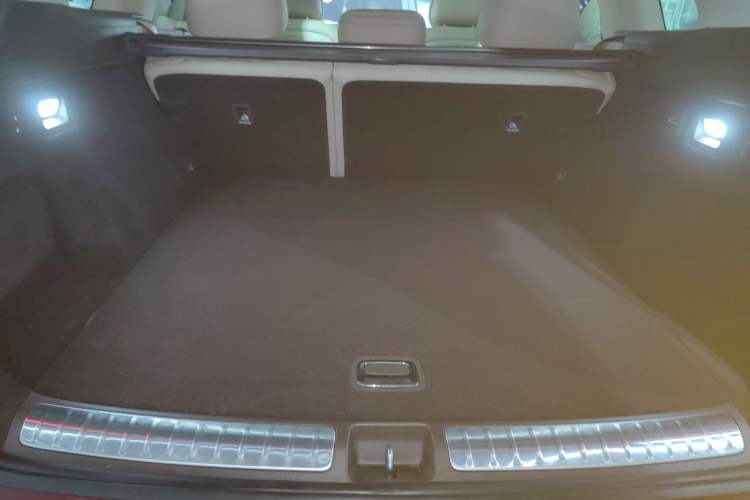 Used Hima AITO M7 2026 Model Range-Extending Max All-Wheel Drive 5-Seater Version Trunk