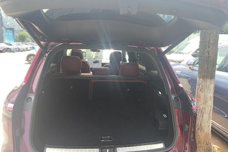 Used Hima AITO M7 2026 Model Range-Extending Ultra All-Wheel Drive 5-Seater Version Trunk