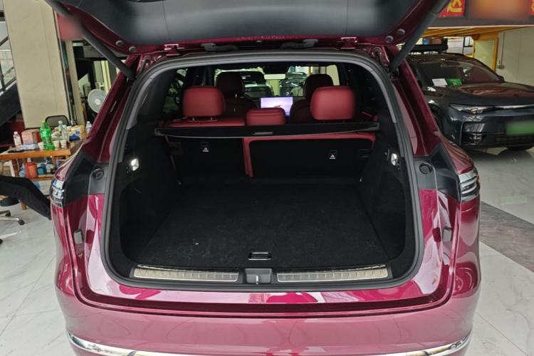 Used Hima AITO M7 2026 Model Range-Extending Ultra All-Wheel Drive 5-Seater Version Trunk