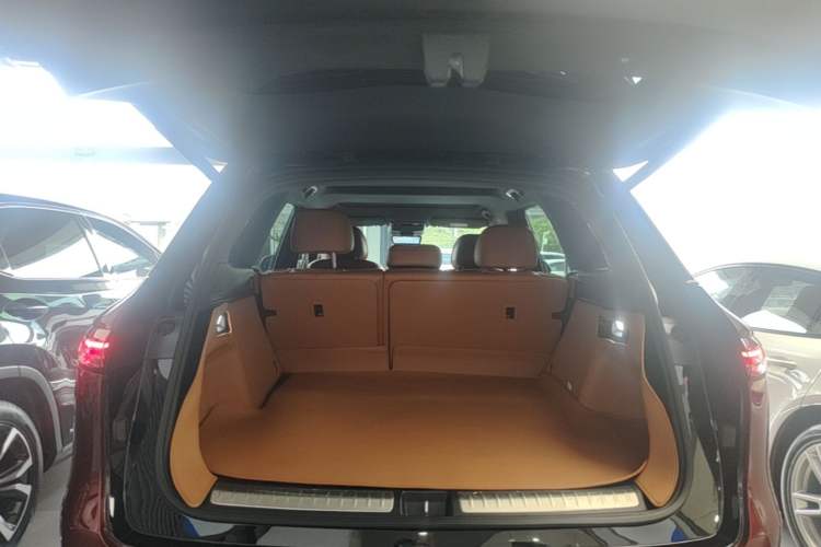 Used Hima AITO M7 2026 Model Range-Extending Max All-Wheel Drive 5-Seater Version Trunk