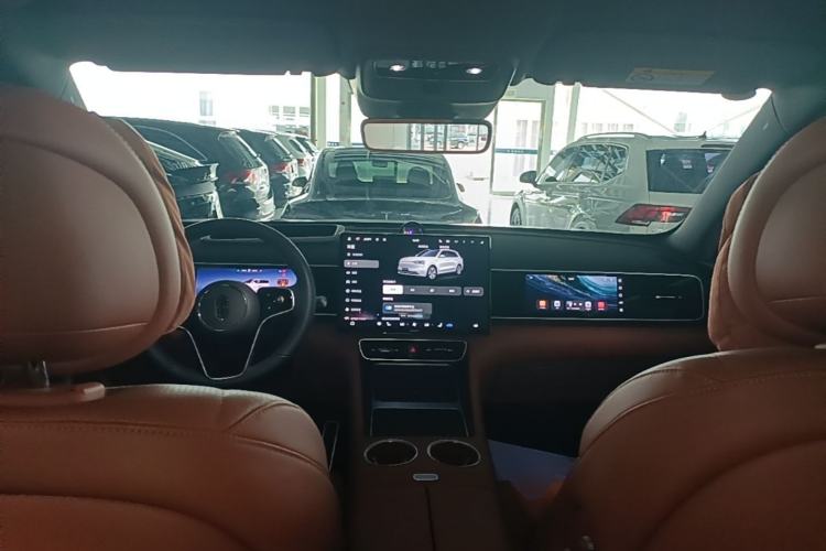 Used Hima AITO M7 2026 Model Range-Extending Ultra All-Wheel Drive 6-Seater Version Center Console