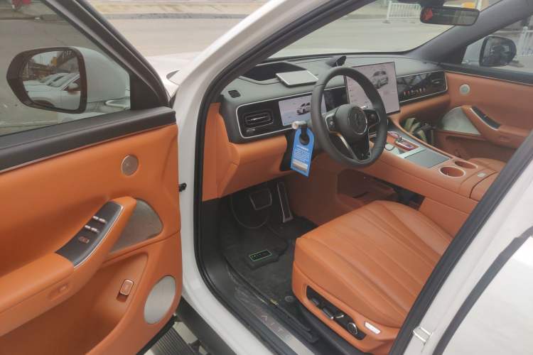 Used Hima AITO M7 2026 Model Range-Extending Ultra All-Wheel Drive 6-Seater Version Driver Seat