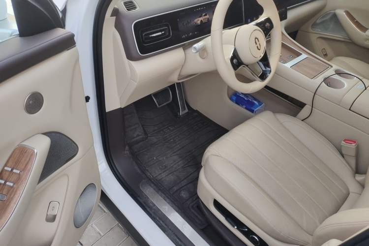 Used Hima AITO M7 2026 Model Range-Extending Max All-Wheel Drive 5-Seater Version Driver Seat
