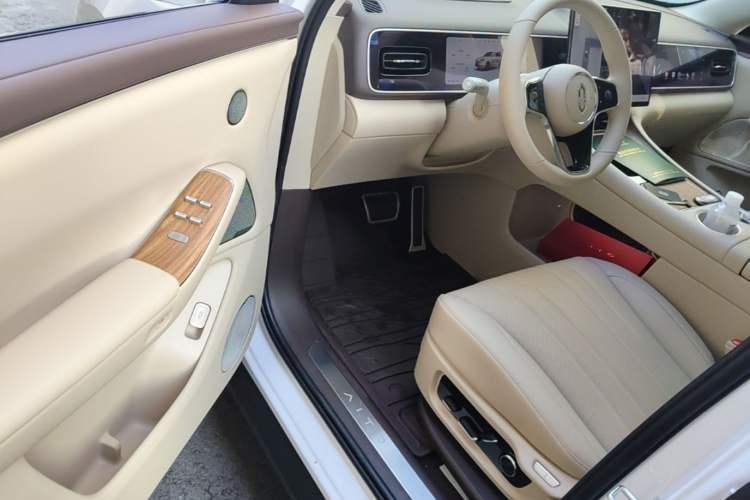 Used Hima AITO M7 2026 Model Pure Electric Max All-Wheel Drive 5-Seater Version Driver Seat