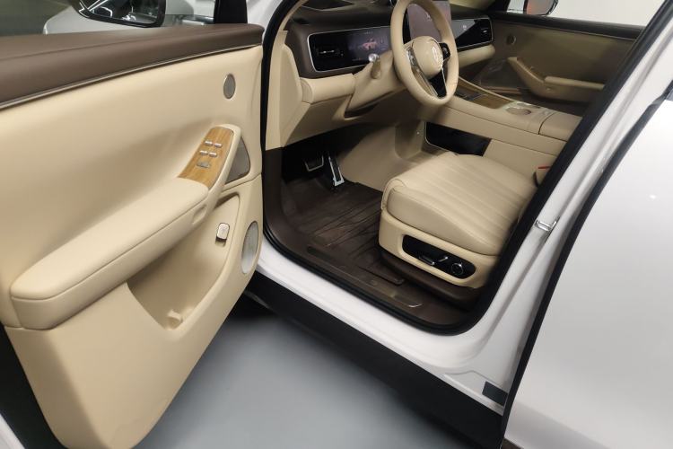 Used Hima AITO M7 2026 Model Pure Electric Max Long Range 5-Seater Version Driver Seat