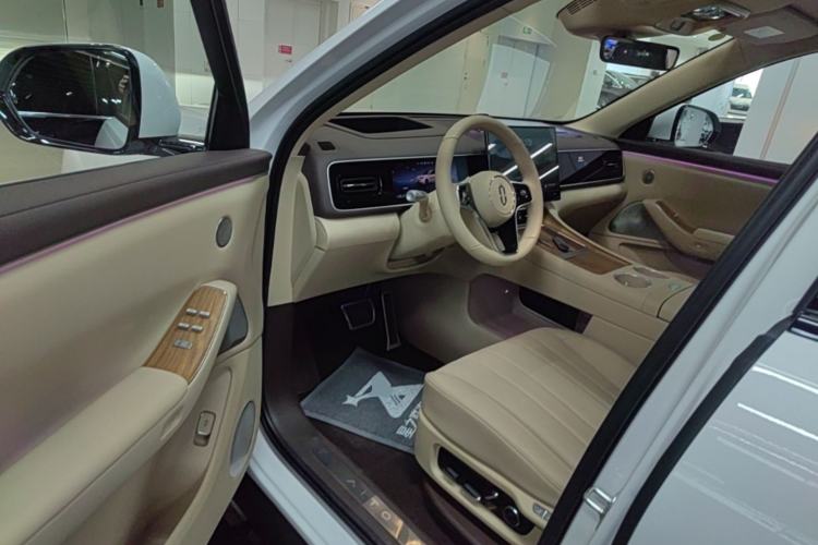Used Hima AITO M7 2026 Model Range-Extending Ultra All-Wheel Drive 6-Seater Version Driver Seat