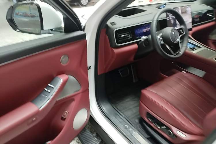 Used Hima AITO M7 2026 Model Range-Extending Ultra All-Wheel Drive 6-Seater Version Driver Seat