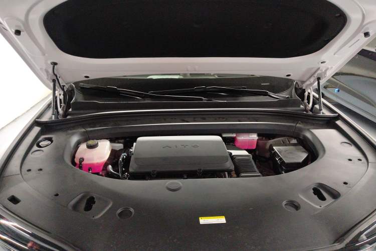 Used Hima AITO M7 2026 Model Range-Extending Max All-Wheel Drive 5-Seater Version Engine Bay