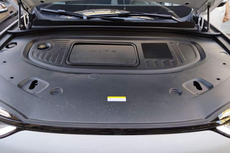 Used Hima AITO M7 2026 Model Range-Extending Max All-Wheel Drive 5-Seater Version Engine Bay