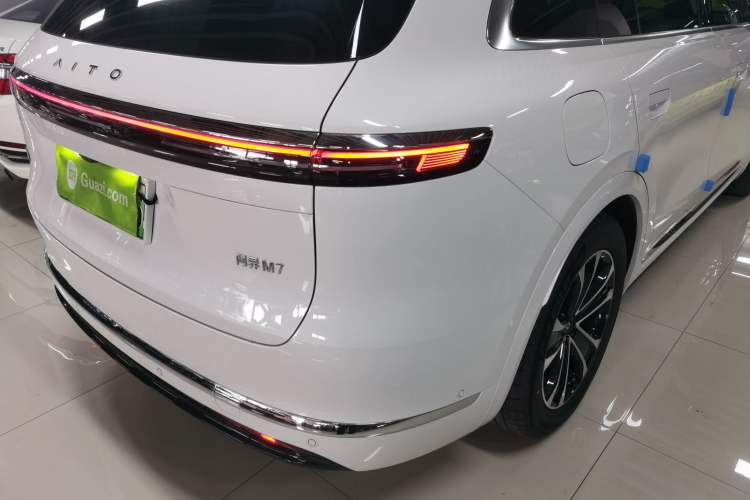 Used Hima AITO M7 2026 Model Range-Extending Max All-Wheel Drive 5-Seater Version Exterior 3