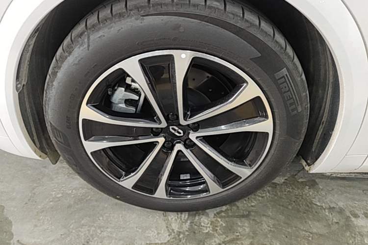 Used Hima AITO M7 2026 Model Range-Extending Ultra All-Wheel Drive 6-Seater Version Exterior 4