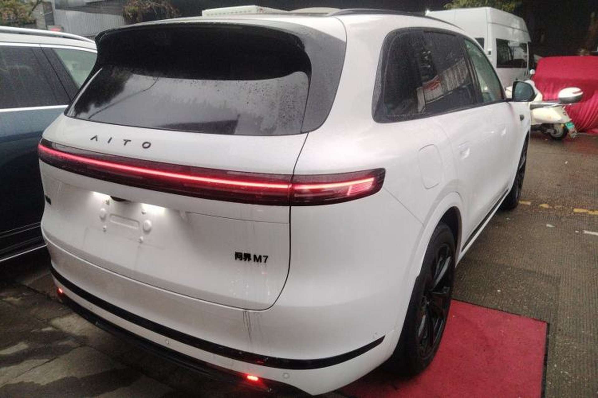 Used Hima AITO M7 2026 Model Range-Extending Max All-Wheel Drive 5-Seater Version Exterior 5