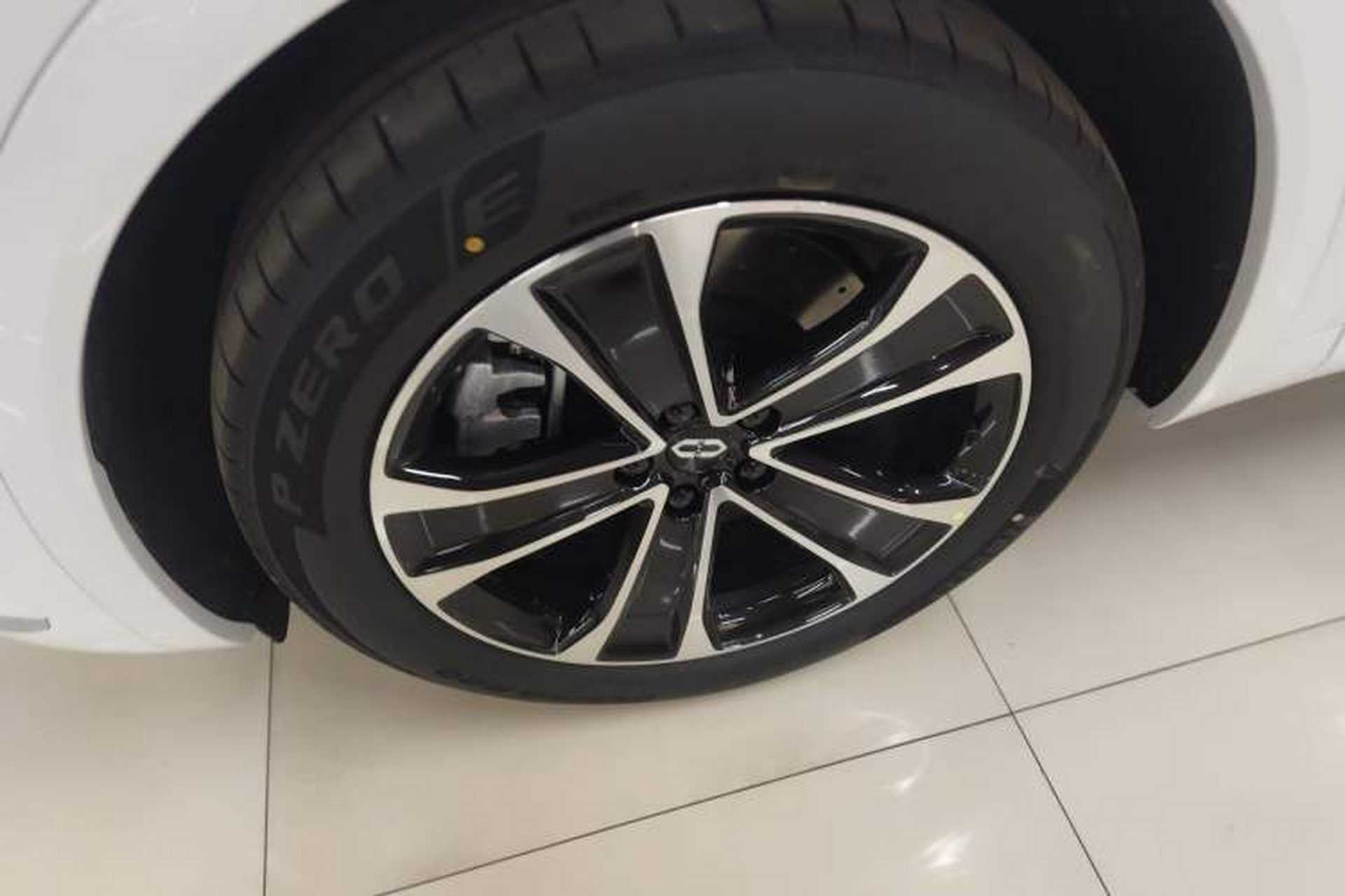 Used Hima AITO M7 2026 Model Range-Extending Max All-Wheel Drive 5-Seater Version Exterior 7