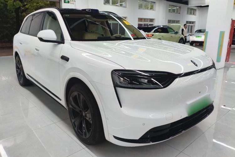 Used Hima AITO M7 2026 Model Range-Extending Ultra All-Wheel Drive 6-Seater Version Front Right 45 Deg