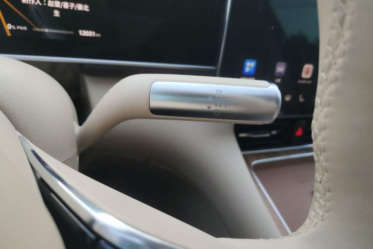 Used Hima AITO M7 2026 Model Range-Extending Max All-Wheel Drive 5-Seater Version Gear Lever