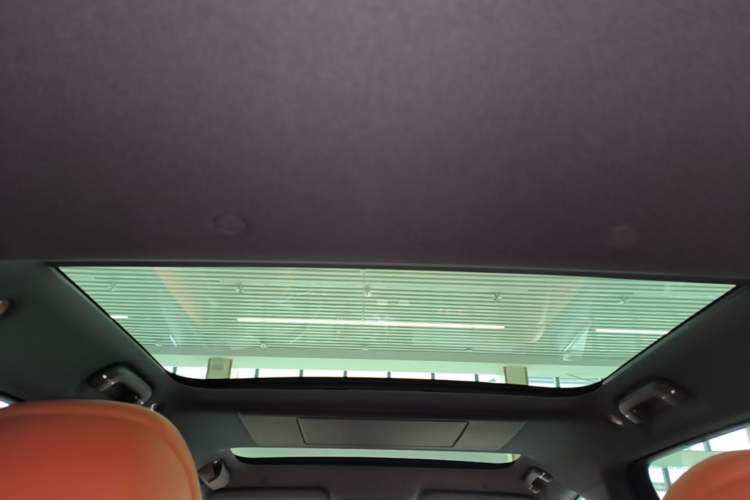Used Hima AITO M7 2026 Model Range-Extending Ultra All-Wheel Drive 6-Seater Version Headliner