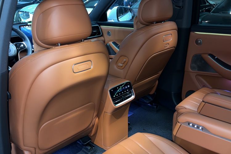 Used Hima AITO M7 2026 Model Range-Extending Ultra All-Wheel Drive 6-Seater Version Interior 1