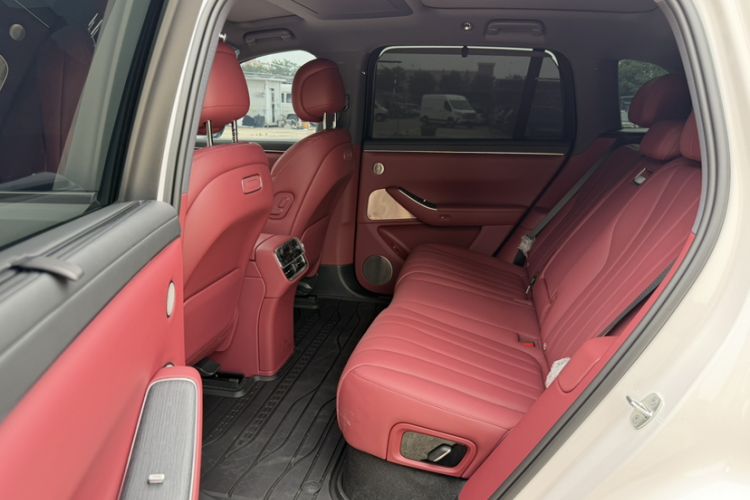 Used Hima AITO M7 2026 Model Range-Extending Pro+ All-Wheel Drive 5-Seater Version Interior 4