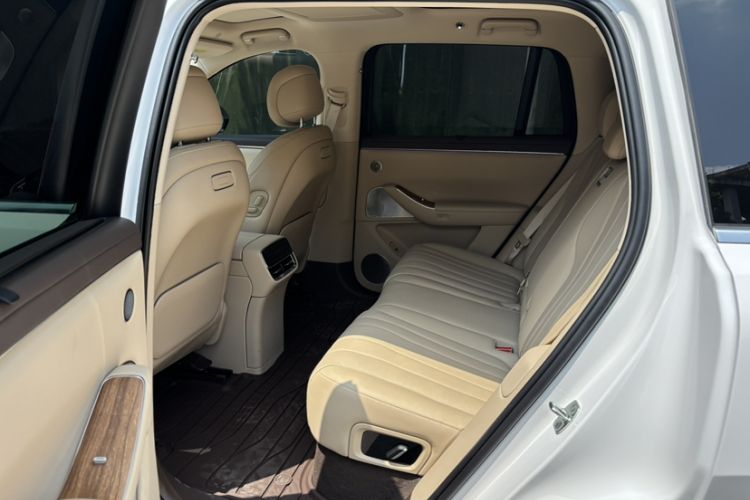 Used Hima AITO M7 2026 Model Range-Extending Pro+ All-Wheel Drive 5-Seater Version Interior 5