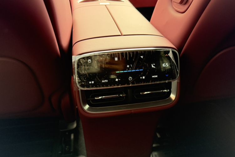 Used Hima AITO M7 2026 Model Range-Extending Pro+ All-Wheel Drive 5-Seater Version Interior 6