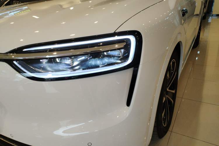 Used Hima AITO M7 2026 Model, Range-Extended Max Long-Range Version, 5 Seats Left Front Headlight