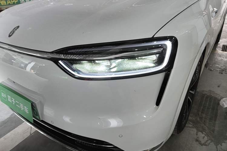 Used Hima AITO M7 2026 Model Range-Extending Ultra All-Wheel Drive 6-Seater Version Left Front Headlight