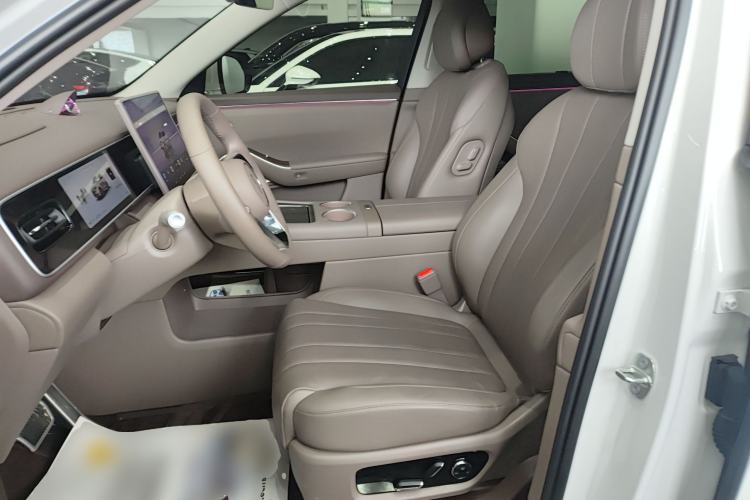 Used Hima AITO M7 2026 Model Range-Extending Pro+ All-Wheel Drive 5-Seater Version Left Front Seat