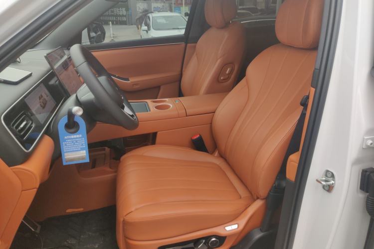 Used Hima AITO M7 2026 Model Range-Extending Ultra All-Wheel Drive 6-Seater Version Left Front Seat