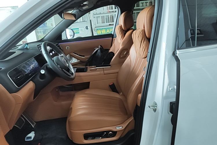 Used Hima AITO M7 2026 Model Range-Extending Ultra All-Wheel Drive 6-Seater Version Left Front Seat