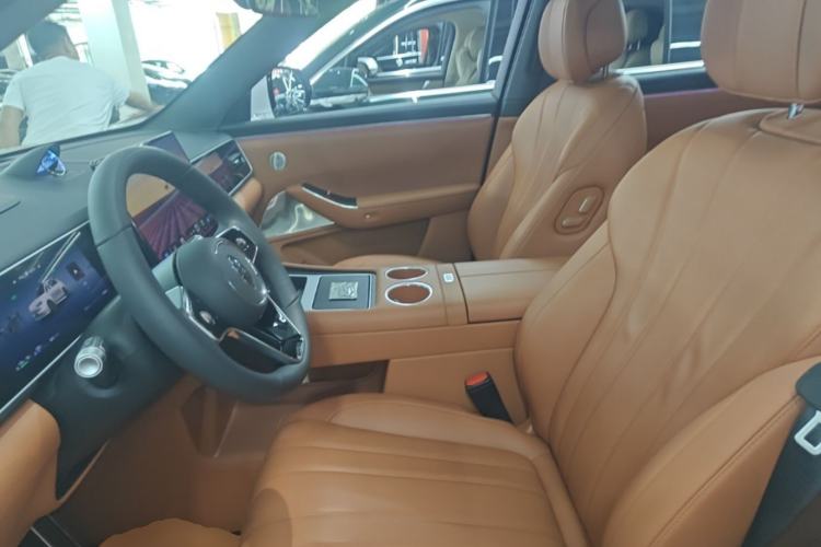 Used Hima AITO M7 2026 Model Range-Extending Max All-Wheel Drive 6-Seater Version Left Front Seat